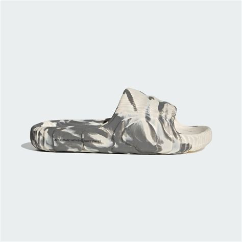 adidas adilette goedkoop|adidas adilette men.